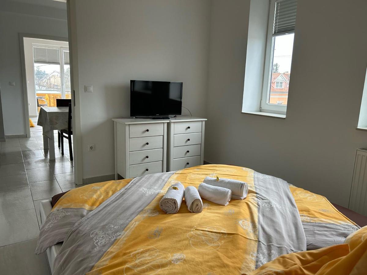Azur Haz Viola Apartman Sárvár Exteriér fotografie