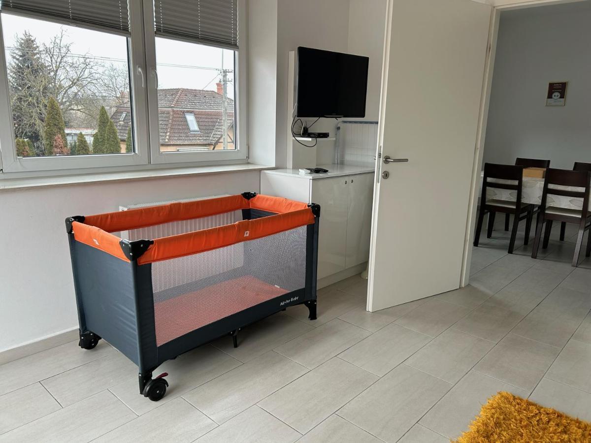 Azur Haz Viola Apartman Sárvár Exteriér fotografie